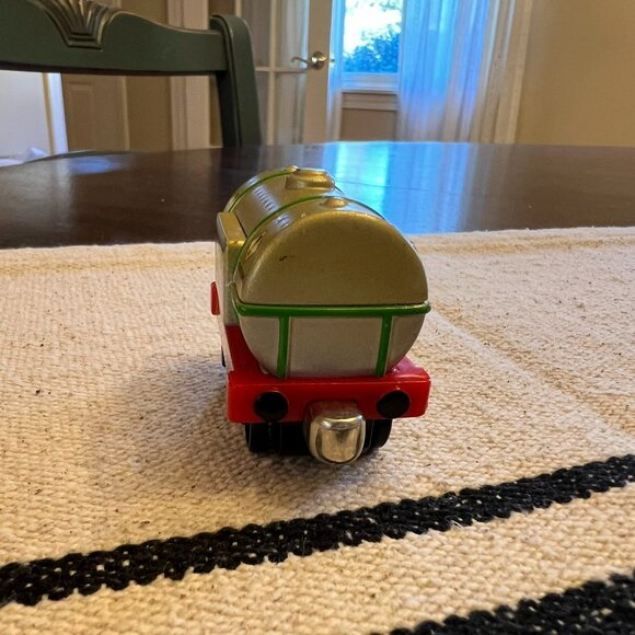 Thomas & Friends Sodor Ocean Tanker Electric Eels Train car 2004 - Picture 4 of 7